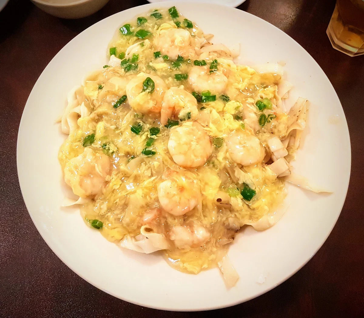 Prawns in Scrambles Topped with Fried Flat Rice Noodle 滑蛋虾仁炒河